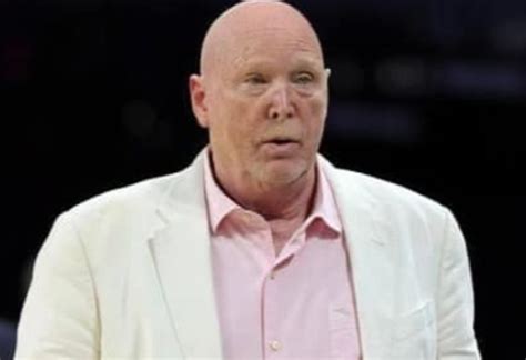 Raiders Owner Mark Davis Goes Viral Over His New Bald Look