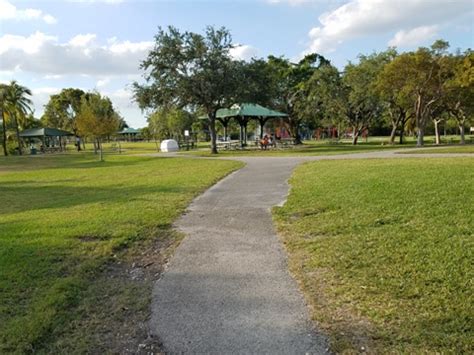 West Lake Park, South FL Biking Spot. E-Z Map, Photos.