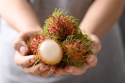 What rambutan is and how to eat it | Fine Dining Lovers