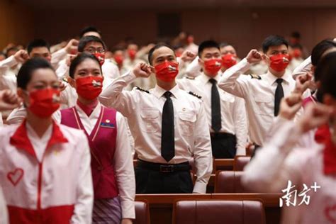 钟南山：让青春在党和人民最需要的地方绽放 南方网