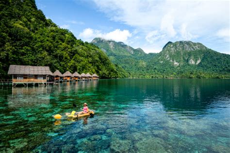 Seram Island & Ora Beach Travel Guide (Maluku, Indonesia)