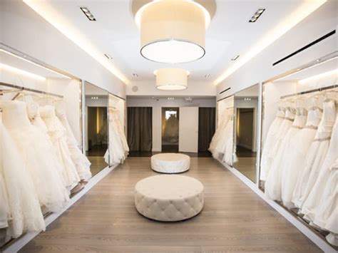 Mobiliario Para Tienda De Vestidos De Novia Edico