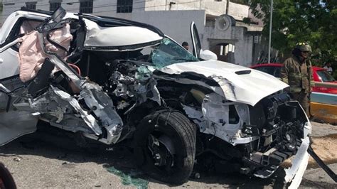 Fuerte Accidente Vehicular En Avenida Colosio De Canc N Deja Varios