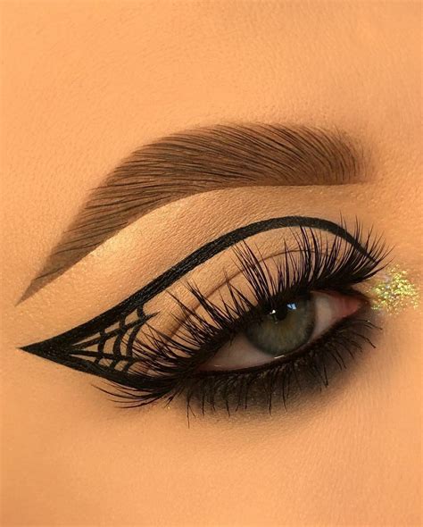 Artistic Eyeliners For Halloween Delineados De Ojos Artisticos