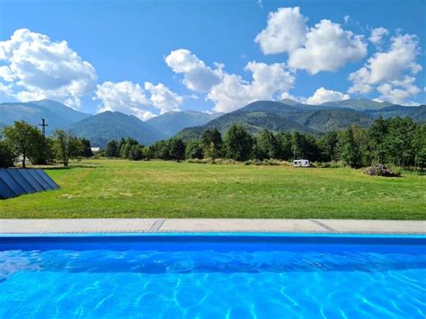 Top Cazari Cu Piscina La Munte Hoteluri Si Cabane Zi Libera