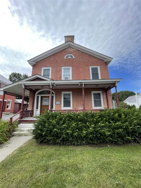 6 North Main Street Waterbury Vermont 05671 - Donahue & Associates