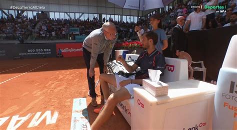 Masters 1000 Madrid Medvedev Se Hunde En La Tierra Ante Karatsev Y