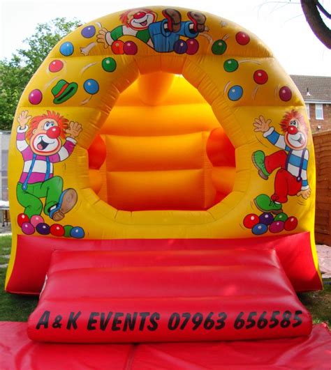 Clown Bounce Around Bouncy Castle Best Bouncy Castles Bouncy Castle