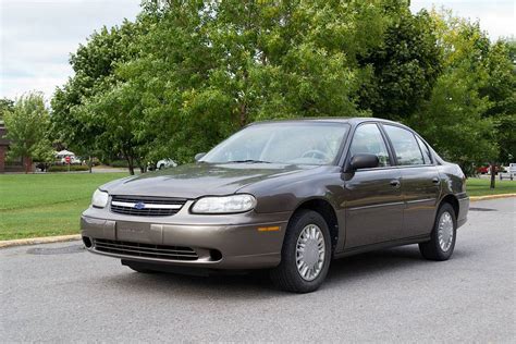 2001 Chevrolet Malibu Base - Sedan 3.1L V6 auto