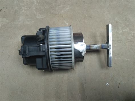 Съемник для моторчика печки — Land Rover Freelander 2 (L359), 3,2 л ...
