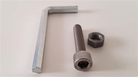 Quick Fix For Stuck Allen Screws Renovopedia