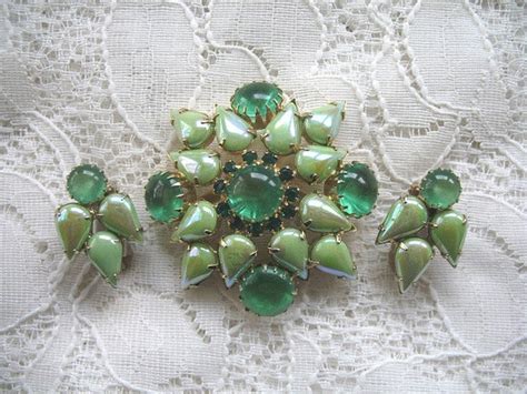 Items Similar To Vintage Rhinestone Brooch And Earring Set