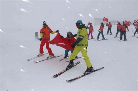 Keltepe Kayak Merkezi Tatilin Son G N Nde Ziyaret I Ak N Na U Rad