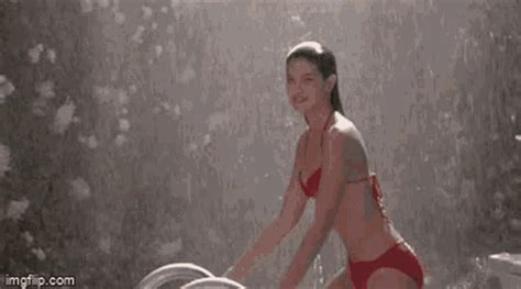 Fast Times At Ridgemont High Pool Scene Phoebe Cates, 52% OFF