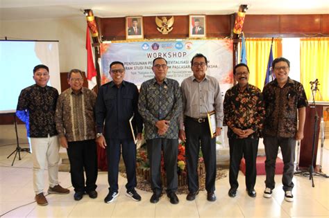 Program Pascasarjana Lakukan Workshop Penyusunan Pedoman Revitalisasi