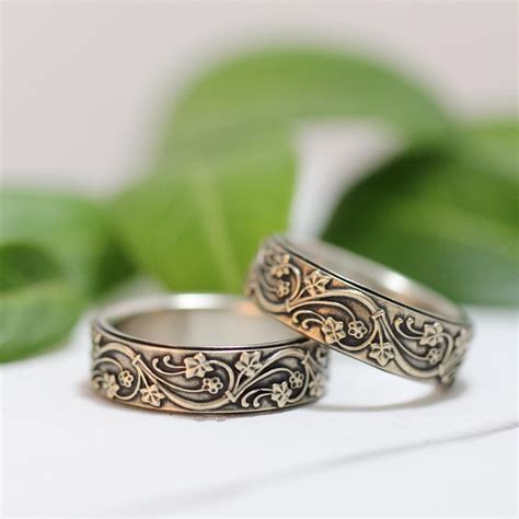 Ivy Wedding Band Set 14k Yellow Gold Bands With 14k White Gold Linings