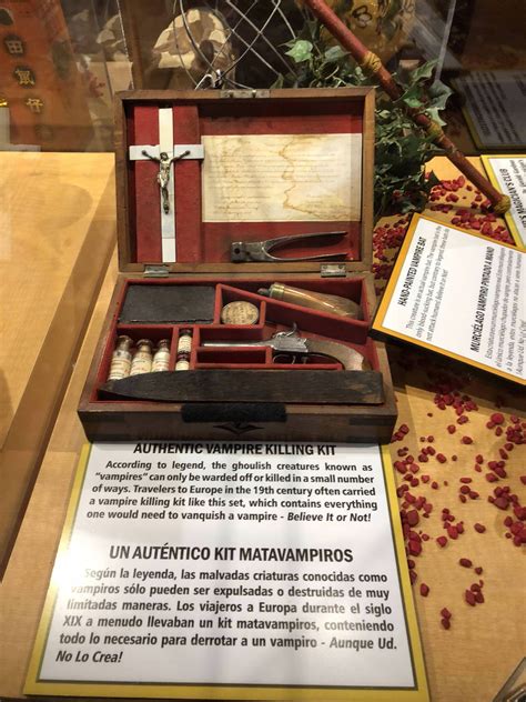 Actual Antique Vampire Killing Kit : r/interestingasfuck