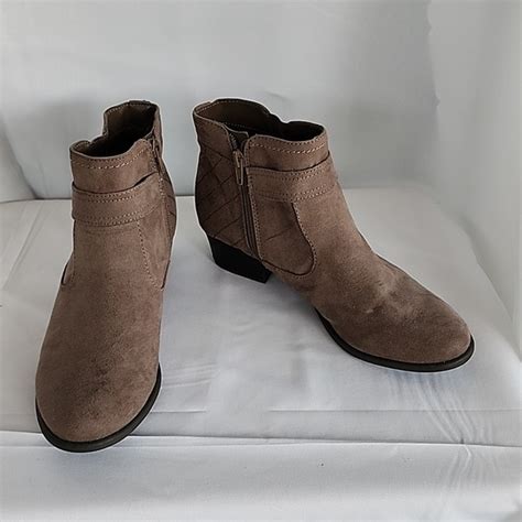Unisa Shoes Unisa Nude Booties Poshmark
