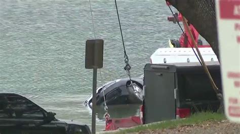 Texas Woman Dead After Her Car Plunged Into Lake Austin Fox News