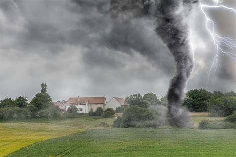 Effects Of Tornadoes Science Struck