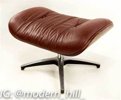 Plycraft Eames Style Lounge Chair And Ottoman Mid Century Modern