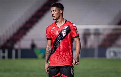 Atl Tico Go Analisa Proposta Do Vasco Por Jefferson Vasco Not Cias