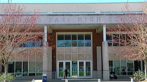 Grants Pass High School Remembers Malachi Batty And Helps Students