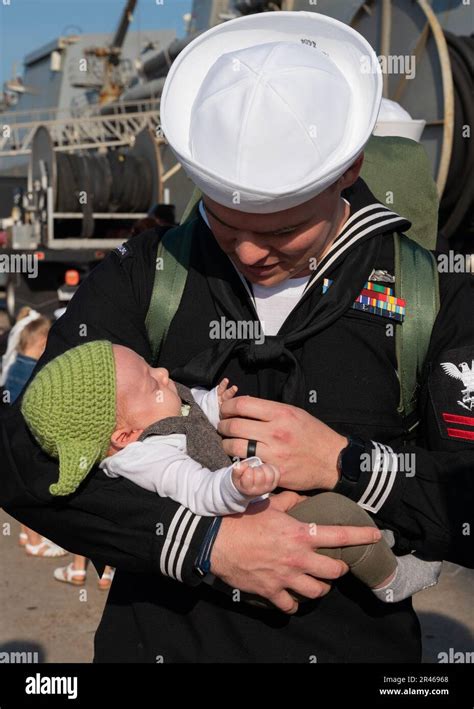 Norfolk Va Fire Controlman Aegis Nd Class Robert Heinke