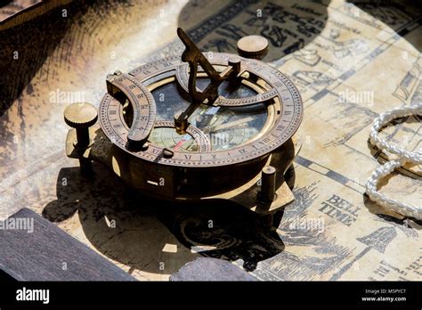 Sundial Compass High Resolution Stock Photography And Images Alamy