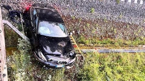 Auto Sulla Ferrovia A Bordo Ladri In Fuga Dai Carabinieri Ciociaria Oggi