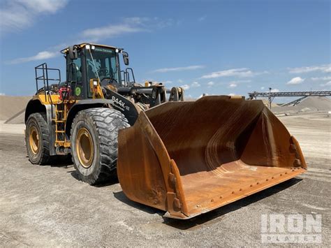 2018 John Deere 844K III Wheel Loader In Ottawa Lake Michigan United