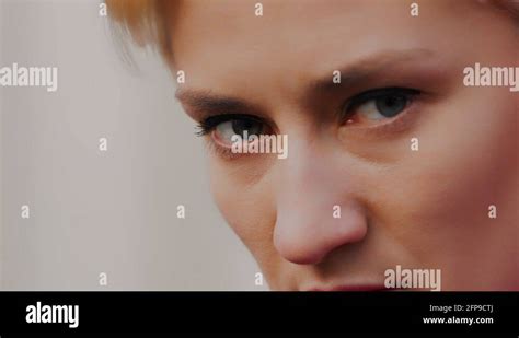 Scary Green Eyes Stock Videos And Footage Hd And 4k Video Clips Alamy
