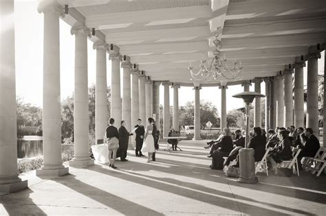 New Orleans City Park Peristyle Wedding Ceremony Photo By Liz