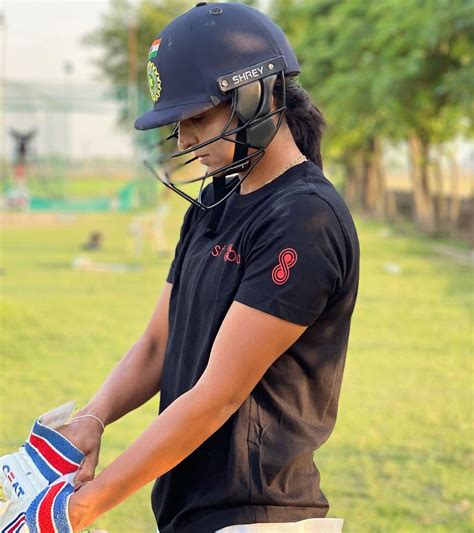 Harmanpreet Sole Indian Picked In Wbbl Overseas Draft Rediff Cricket