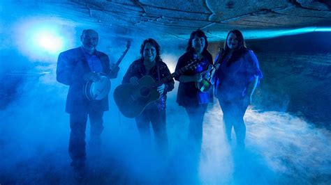 The Cox Family | Bluegrass Underground | THIRTEEN - New York Public Media