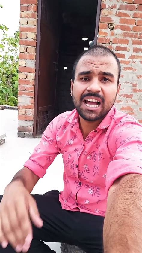 Ham Garib Aadami Hai Sahab😪😪 Comedy Funny Shots Sagarpathak 🐶 😜 🤪 🤣