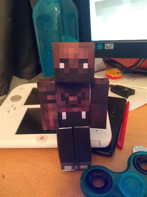 Mutant Enderman Papercraft