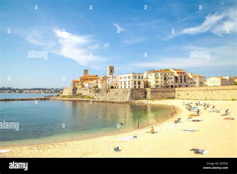 La Gravette Plage Antibes Hi Res Stock Photography And Images Alamy