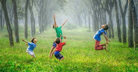 Bienestar Emocional En Niños Y Adolescentes Sinews Multilingual