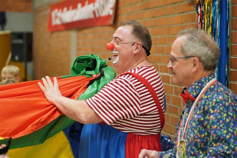 Kinderkarneval Von Tuwa Bockum H Vel Und Roten Funken In Der Stefanhalle