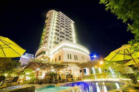 THE LIGHT HOTEL & RESORT - Prices & Reviews (Nha Trang, Vietnam)