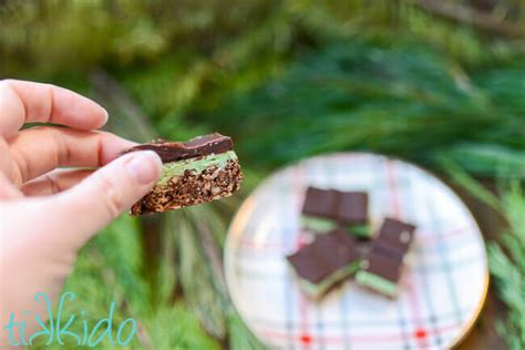 No Bake Mint Chocolate Creme De Menthe Bars Tikkido