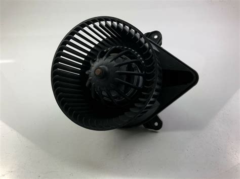 F3347 RENAULT TRAFIC 2011 HEATER FAN BLOWER MOTOR 7701050310 EBay