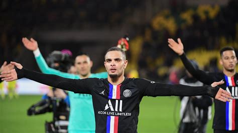 Mercato Psg La Juventus Pr Te Revenir La Charge Pour Kurzawa