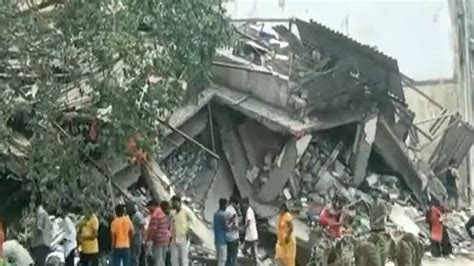 Bhiwandi Building Collapsed भिवंडीत तीन मजली इमारत कोसळली ५० जण