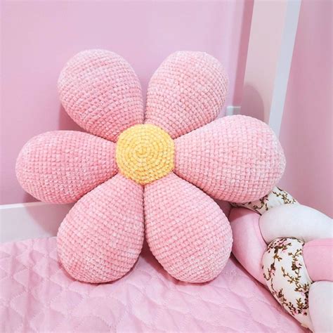 Almofada Flor Crochê Amigurumi Pelúcia Elo7 Produtos Especiais