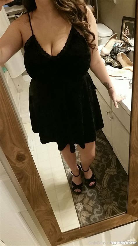 U48996712 Nude OnlyFans Leaks Fappening FappeningBook