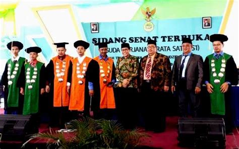 Sidang Senat Terbuka Wisuda Sarjana Strata Satu S Sekolah Tinggi