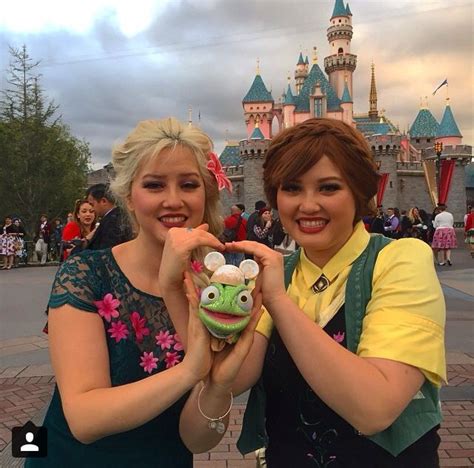 Frozen Fever Cosplay And Disneybound For Dapper Day Disney Dapper Day Character Inspired