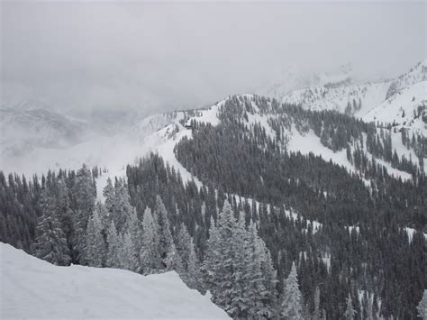 Fondos de pantalla nieve invierno Puerto de montaña Alpes meseta